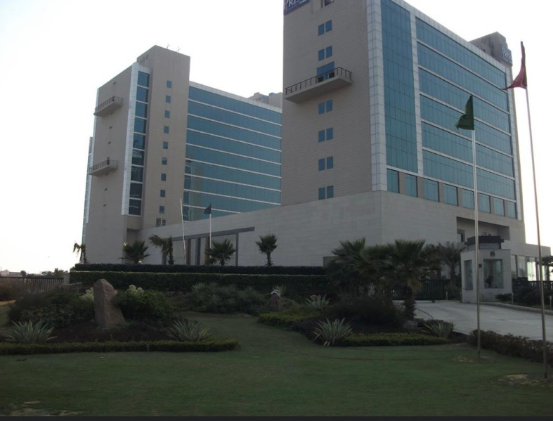  Business Center 148000 Sq.ft. for Sale in Sector 29 Gurgaon