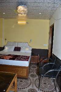  Guest House for Sale in Kandaghat, Solan