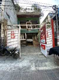  Commercial Shop for Rent in Chowk, Lucknow
