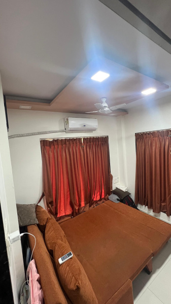 1 BHK Apartment 400 Sq.ft. for Sale in Malad West, Mumbai