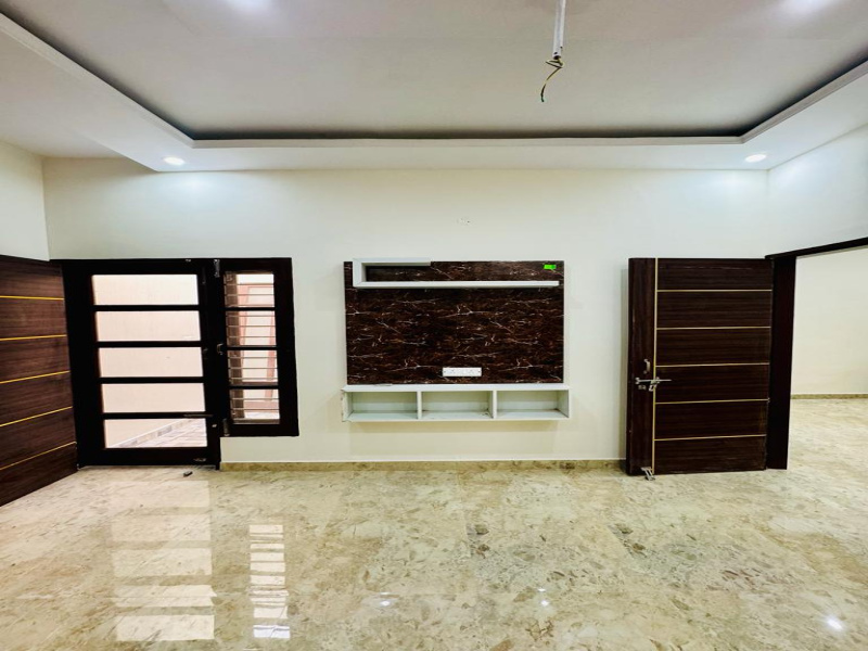 3 BHK Apartment 2025 Sq.ft. for Sale in Ambala Highway, Zirakpur