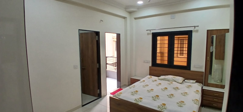 3 BHK 2200 Sq.ft. Apartment for Rent in Thaltej, Ahmedabad