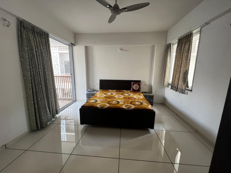 3 BHK 2500 Sq.ft. Apartment for Rent in Gota, Ahmedabad