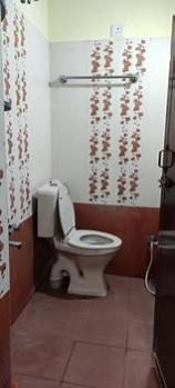2 BHK Flat for Rent in Em Bypass Extension, Kolkata
