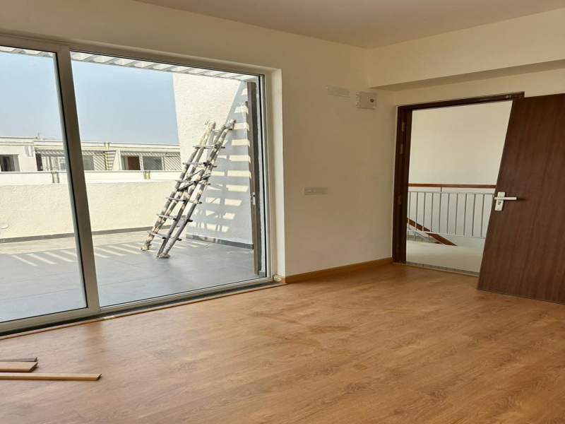 4.5 BHK Villa 125 Sq. Yards for Sale in Alpha 1, Greater Noida