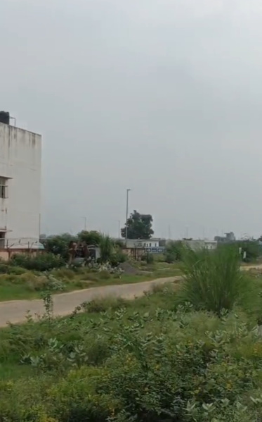  270 Sq. Meter Commercial Land for Sale in Achheja, Gautam Buddha Nagar