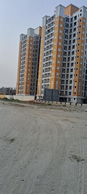 1 RK 700 Sq.ft. Apartment for Sale in Yamuna Expressway, Greater Noida