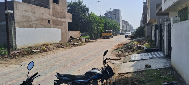 78 Sq. Yards Residential Plot for Sale in Yamuna Expressway, Greater Noida