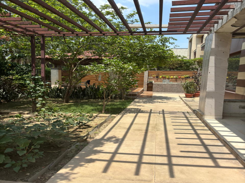  1000 Sq. Yards Penthouse for Sale in Jaypee Greens, Greater Noida