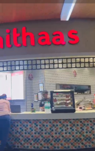  1000 Sq.ft. Commercial Shop for Sale in Sector 32 Noida