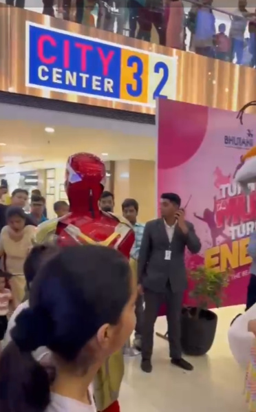  200 Sq.ft. Commercial Shop for Sale in Sector 32 Noida