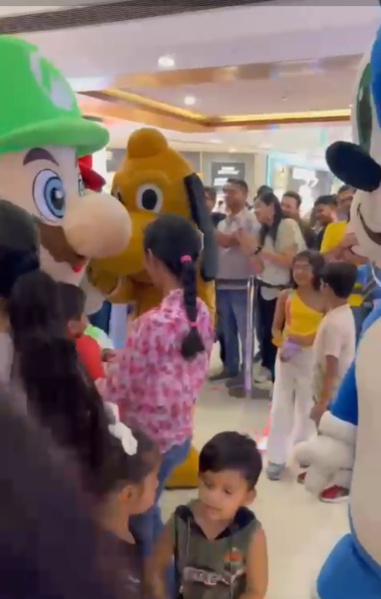  200 Sq.ft. Commercial Shop for Sale in Sector 32 Noida