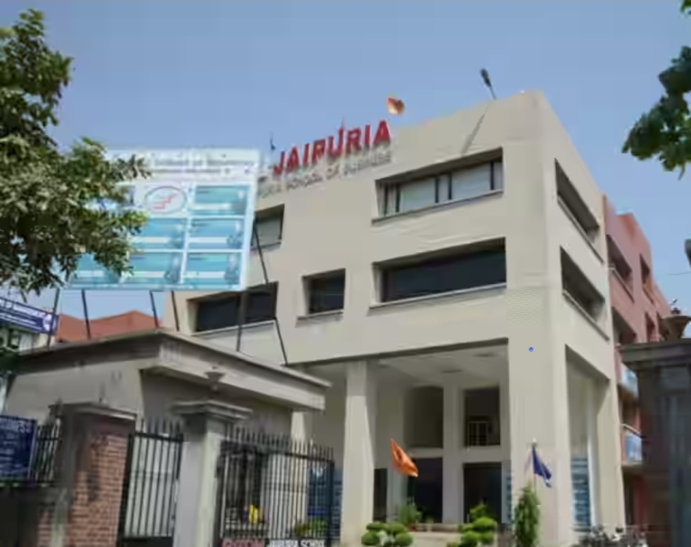  7 Ares Commercial Land for Sale in Kamla Nagar, Delhi