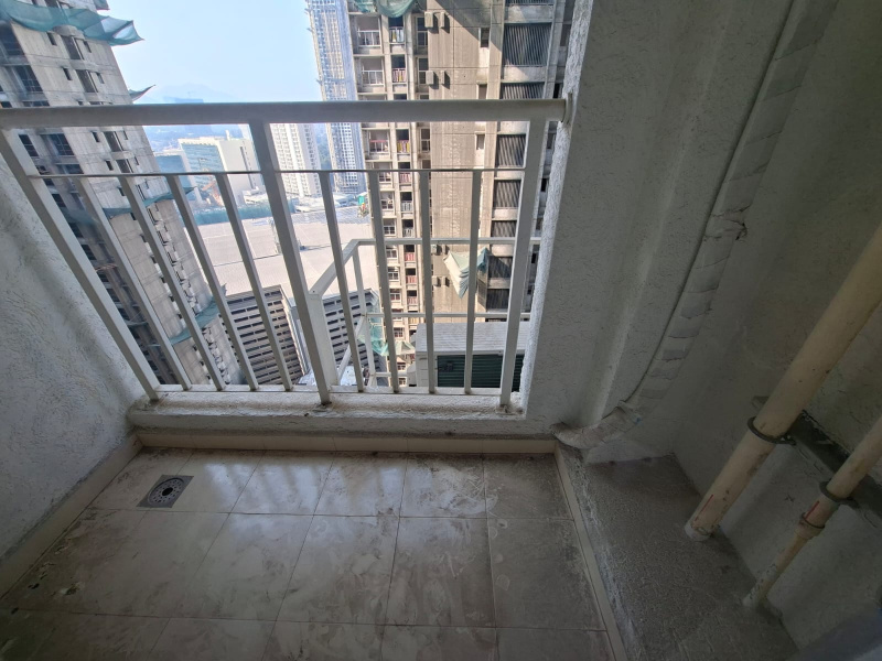 2 BHK 618 Sq.ft. Apartment for Sale in Kolshet Road, Thane