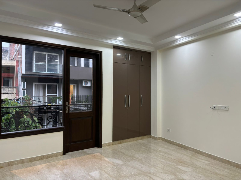 3 BHK Builder Floor 208 Sq. Yards for Sale in Block E, Greater Kailash I, Delhi