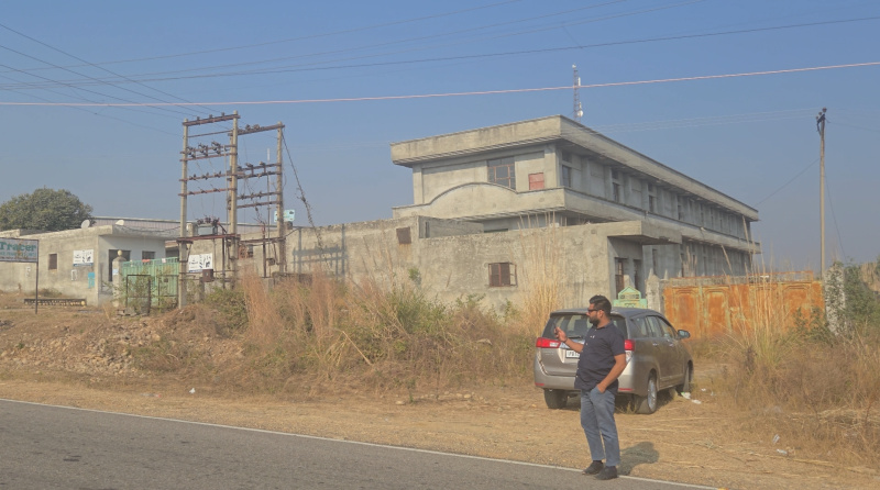  Factory 29000 Sq.ft. for Sale in Haroli, Una