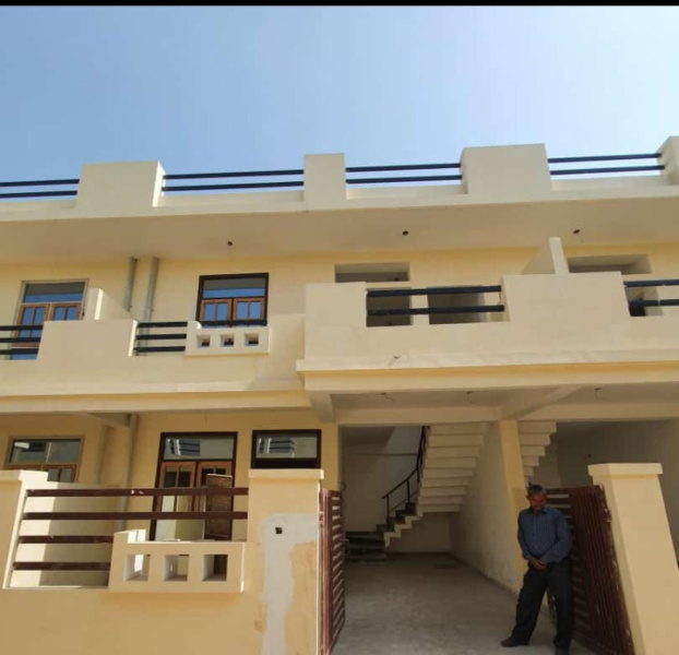 2 BHK House 500 Sq.ft. for Sale in Safedabad, Lucknow