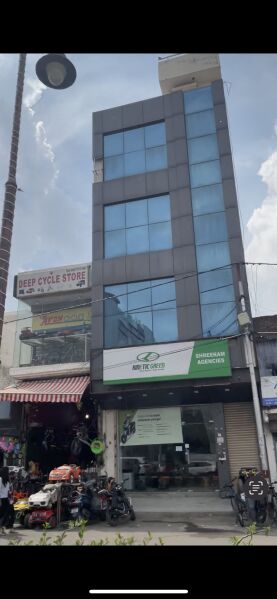  Office Space 350 Sq.ft. for Rent in Stadium Road, Bareilly