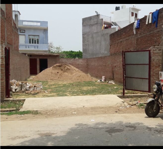  Residential Plot 1700 Sq.ft. for Sale in Budheshwar, Lucknow
