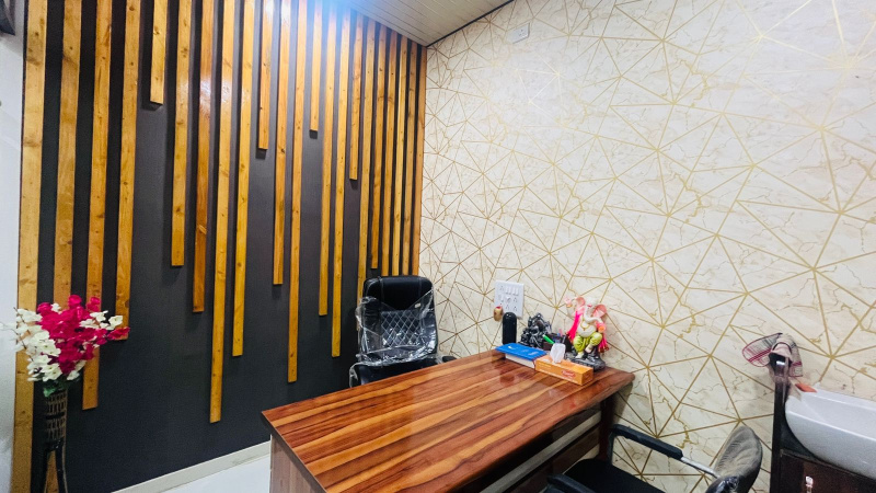  567 Sq.ft. Commercial Shop for Sale in Palghar West