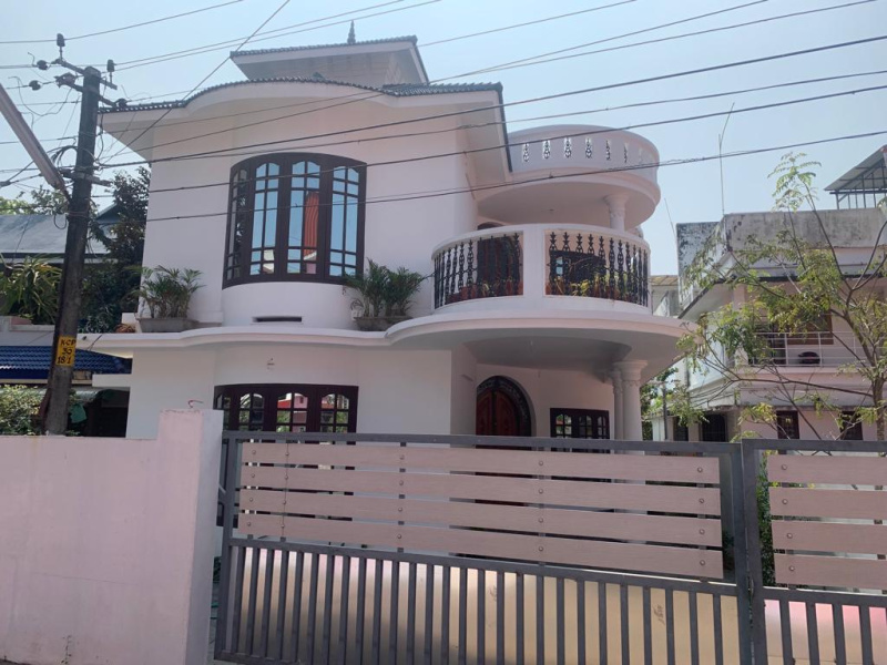 5 BHK House 2200 Sq.ft. for Sale in Edappally, Ernakulam