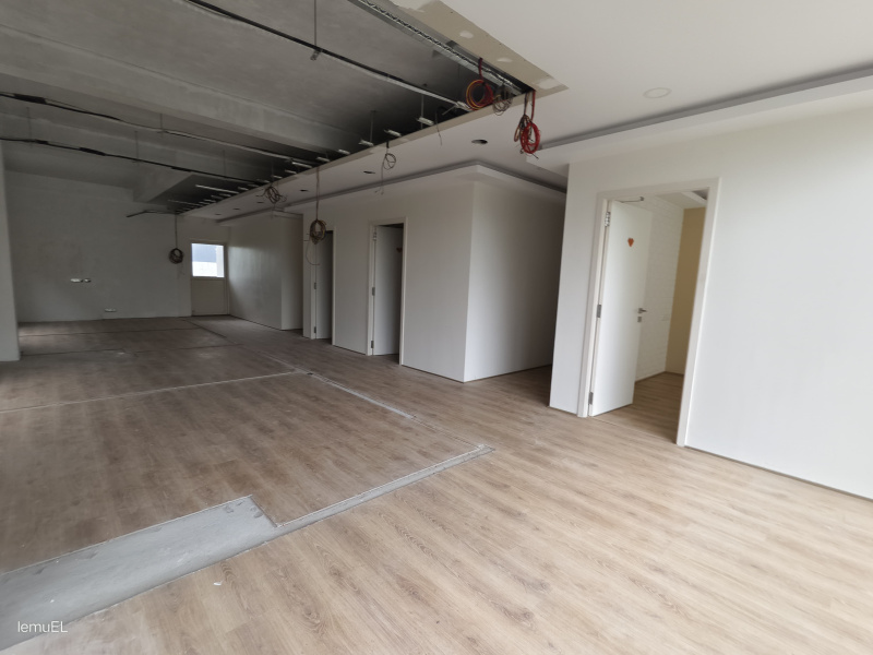  7000 Sq.ft. Commercial Shop for Rent in Panampilly Nagar, Ernakulam