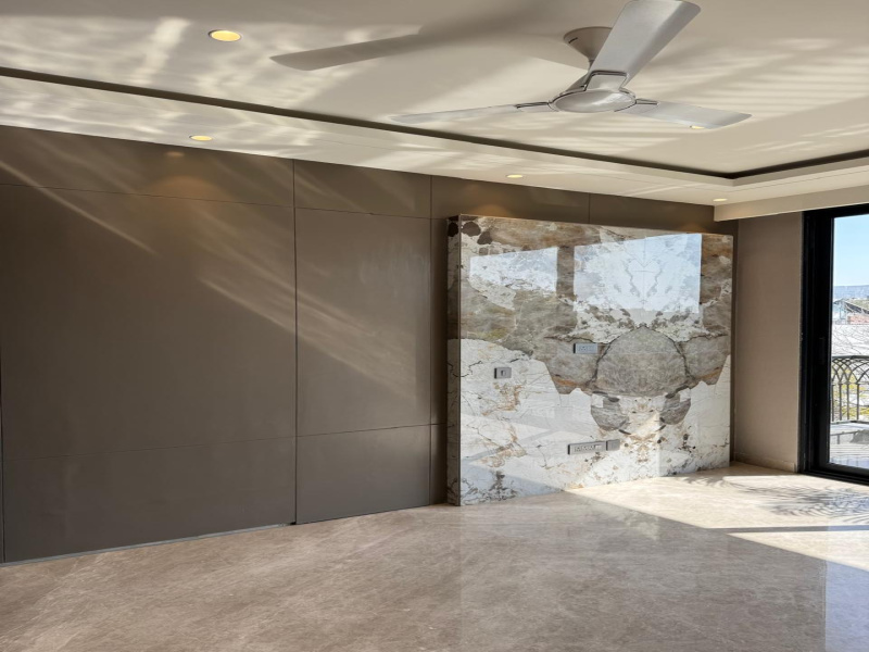 4 BHK Builder Floor 502 Sq. Yards for Sale in DLF Phase II, Gurgaon