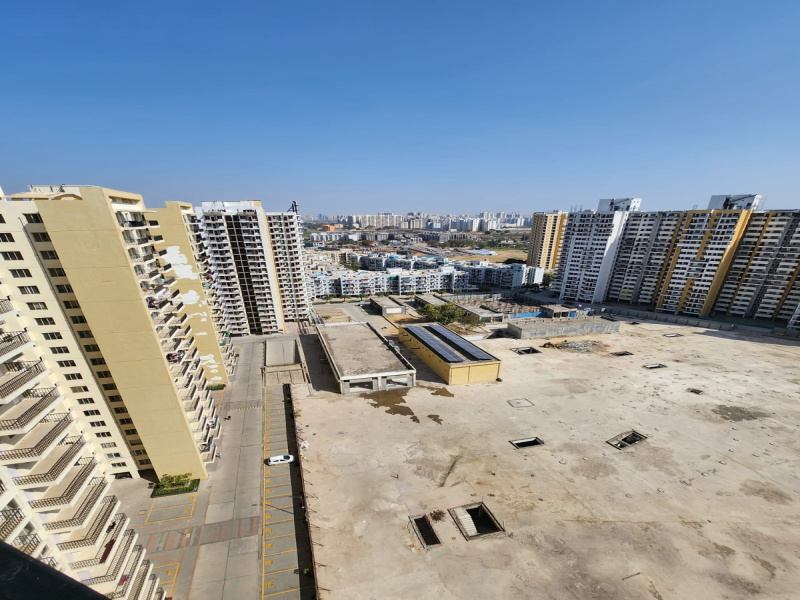 4.5 BHK Apartment 2000 Sq.ft. for Sale in Dwarka Expressway, Gurgaon