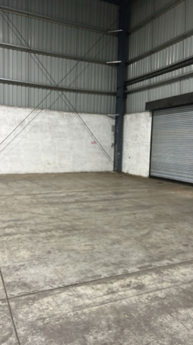  Warehouse 3000 Sq.ft. for Rent in Dharsiwa, Raipur