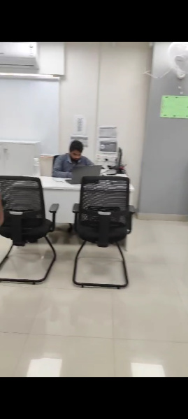  1400 Sq.ft. Office Space for Sale in Pachpedi Naka, Raipur