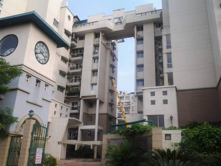 3 BHK Residential Apartment 1450 Sq.ft. for Sale in Sector 50 Noida