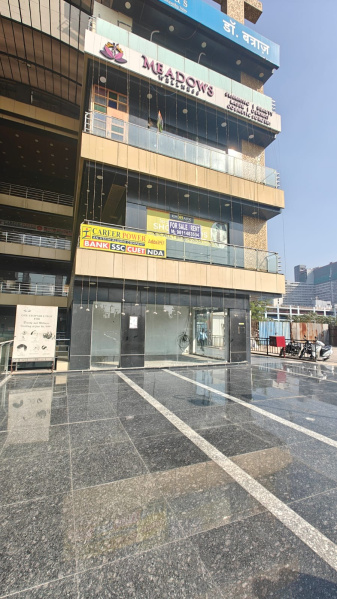  Commercial Shop 200 Sq.ft. for Sale in Sector 32 Noida