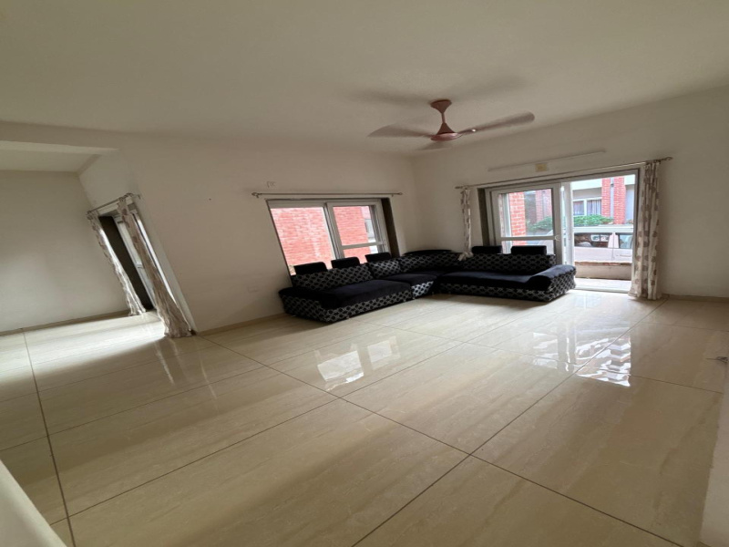 4 BHK 1950 Sq.ft. Villa for Rent in New Alkapuri, Vadodara