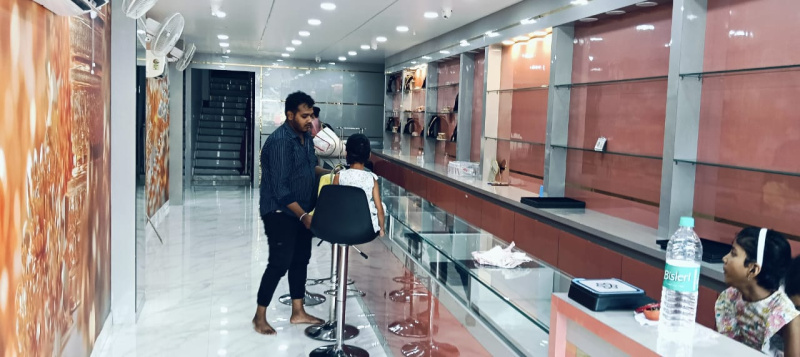  Commercial Shop 2700 Sq.ft. for Rent in Lalpur, Ranchi