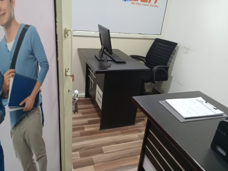  Office Space 240 Sq.ft. for Rent in Sector 34 Chandigarh