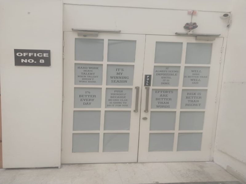  Office Space 1400 Sq.ft. for Rent in Ambala Highway, Zirakpur