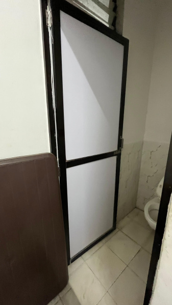  20 Sq. Yards Commercial Shop for Sale in Najafgarh, Delhi