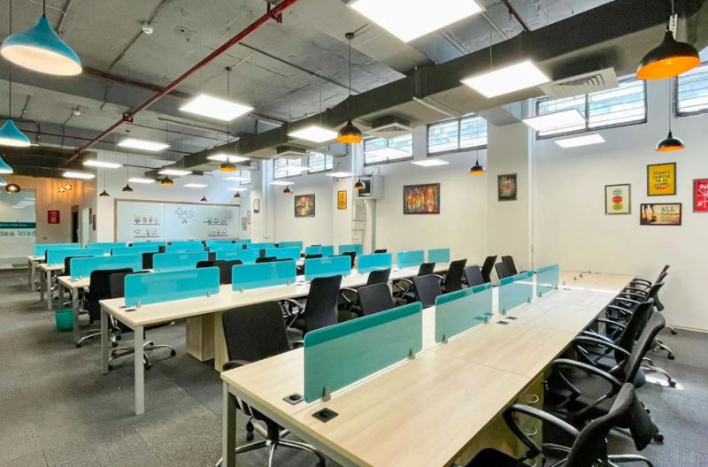  Office Space 1600 Sq.ft. for Rent in Nungambakkam, Chennai