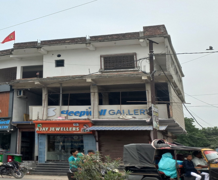  Commercial Shop 1100 Sq.ft. for Rent in Palasi, Araria