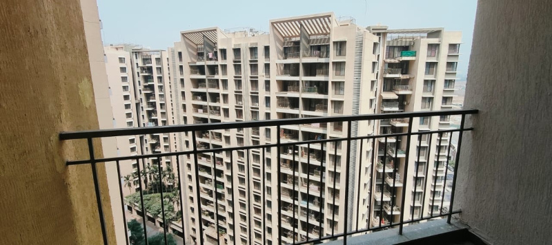 3 BHK Apartment 1400 Sq.ft. for Sale in Charholi Budruk, Pune