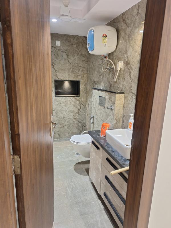 4 BHK Apartment 2538 Sq.ft. for Rent in Sector 110 Noida
