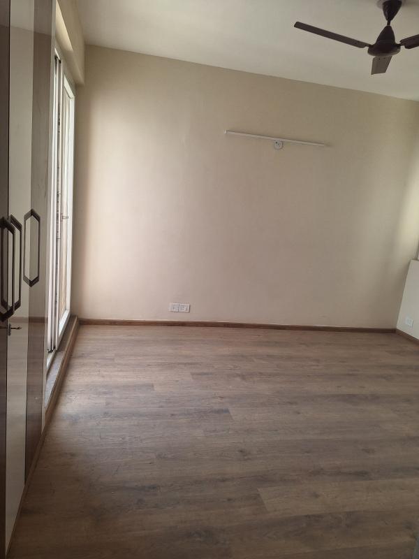 3.5 BHK Apartment 1720 Sq.ft. for Rent in Sector 110 Noida