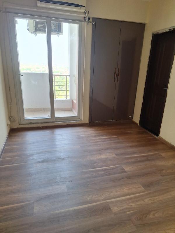 3.5 BHK Apartment 1710 Sq.ft. for Rent in Sector 110 Noida
