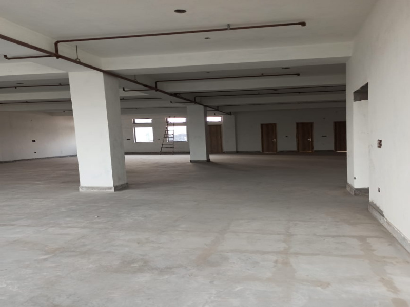  Warehouse 6000 Sq.ft. for Rent in Khandsa Road, Gurgaon