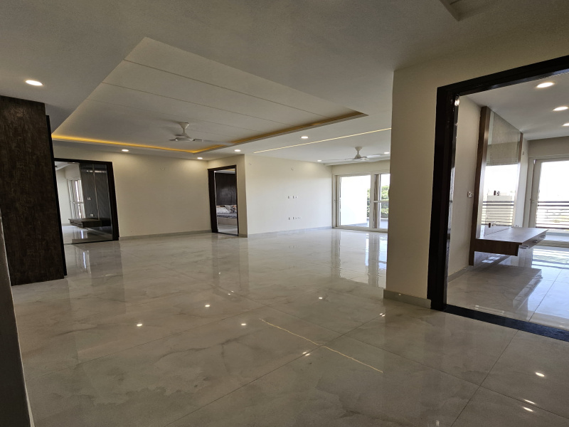 3 BHK Apartment 2400 Sq.ft. for Rent in Sector 66B, Mohali