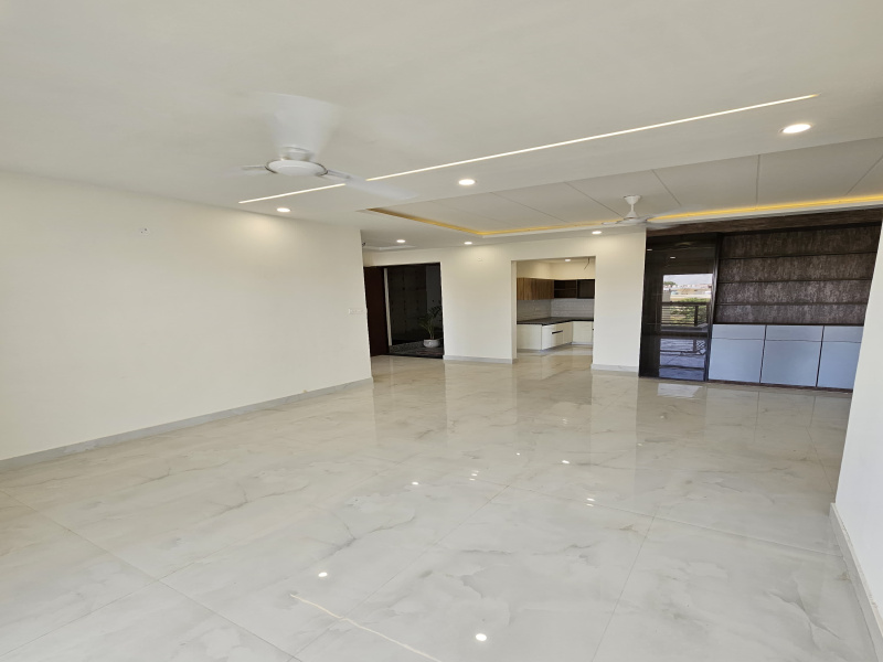 3 BHK Apartment 2400 Sq.ft. for Rent in Sector 66B, Mohali