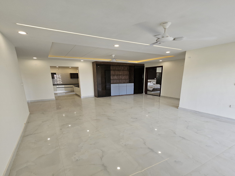 3 BHK Apartment 2400 Sq.ft. for Rent in Sector 66B, Mohali