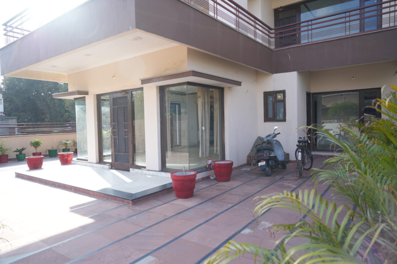 5 BHK House 4300 Sq.ft. for Rent in Sector 40 Chandigarh