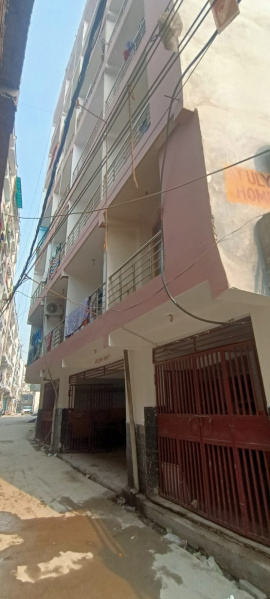 2 BHK Builder Floor 600 Sq.ft. for Sale in Sector 73 Noida