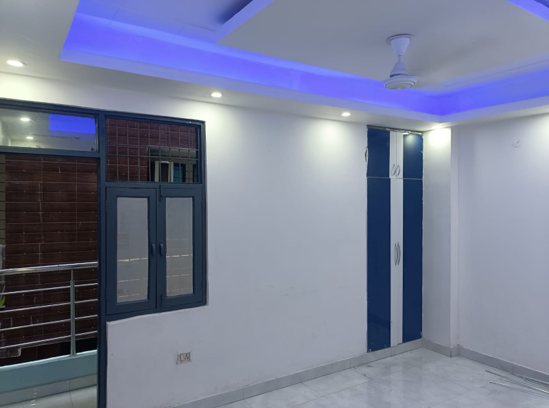 1 BHK Builder Floor 600 Sq.ft. for Sale in Sector 52 Noida